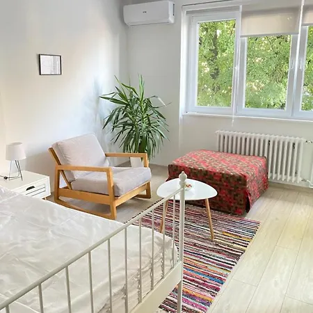 Beautiful White Studio Lejla Apartment Sarajevo