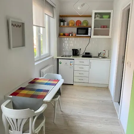 Beautiful White Studio Lejla Apartment Sarajevo
