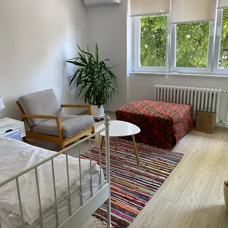 Beautiful White Studio Lejla Apartment *